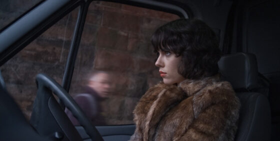 undertheskin_01